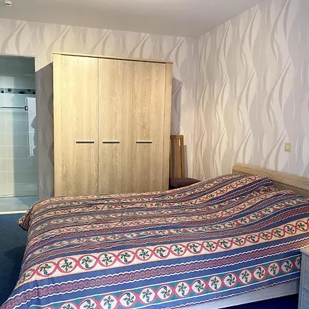 In With Stunning Sea Views, Cleaning Included * 니우포르트